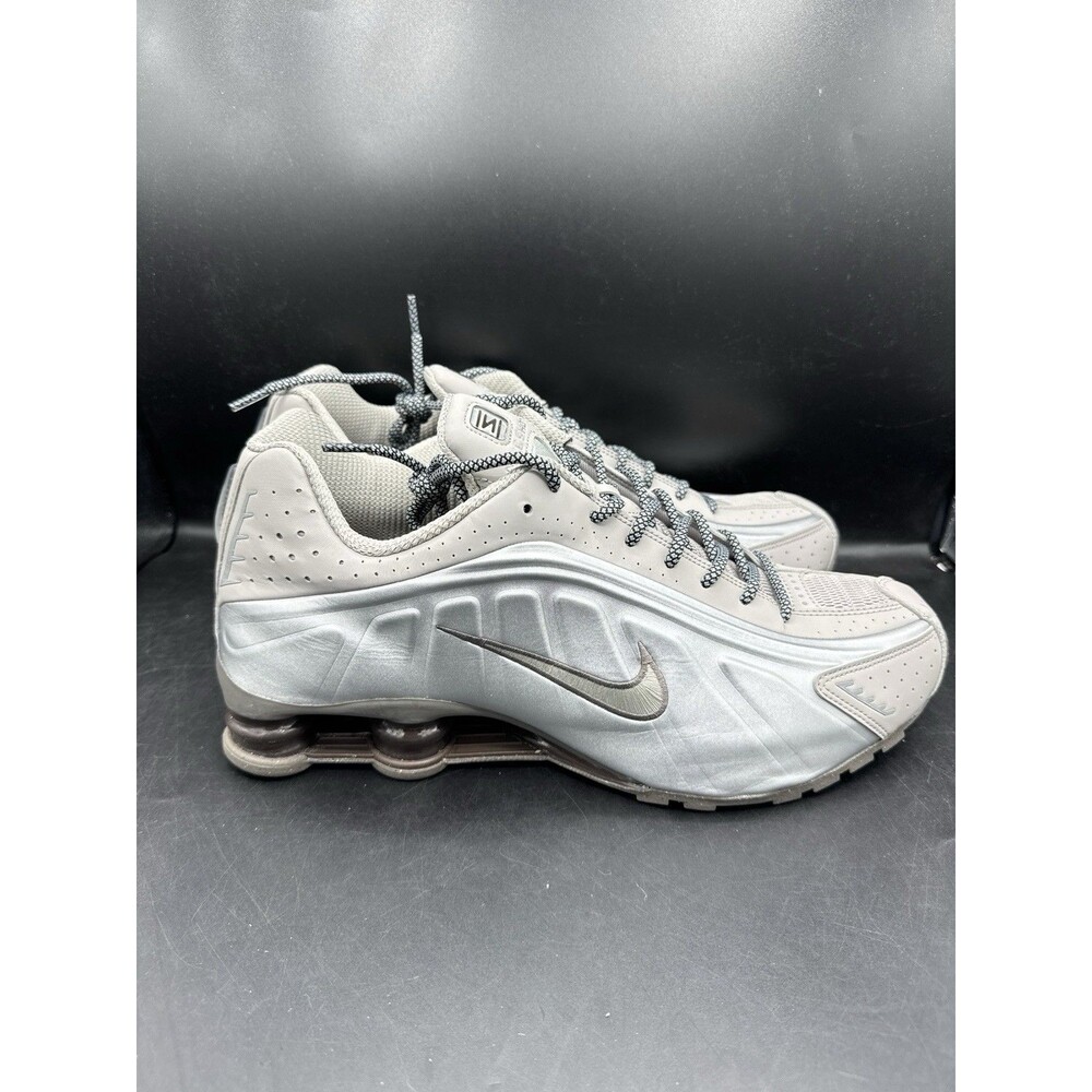 Nike Shox R4 'Cave Stone' Mens Size 13 (HQ1988-200) - Picture 6 of 16